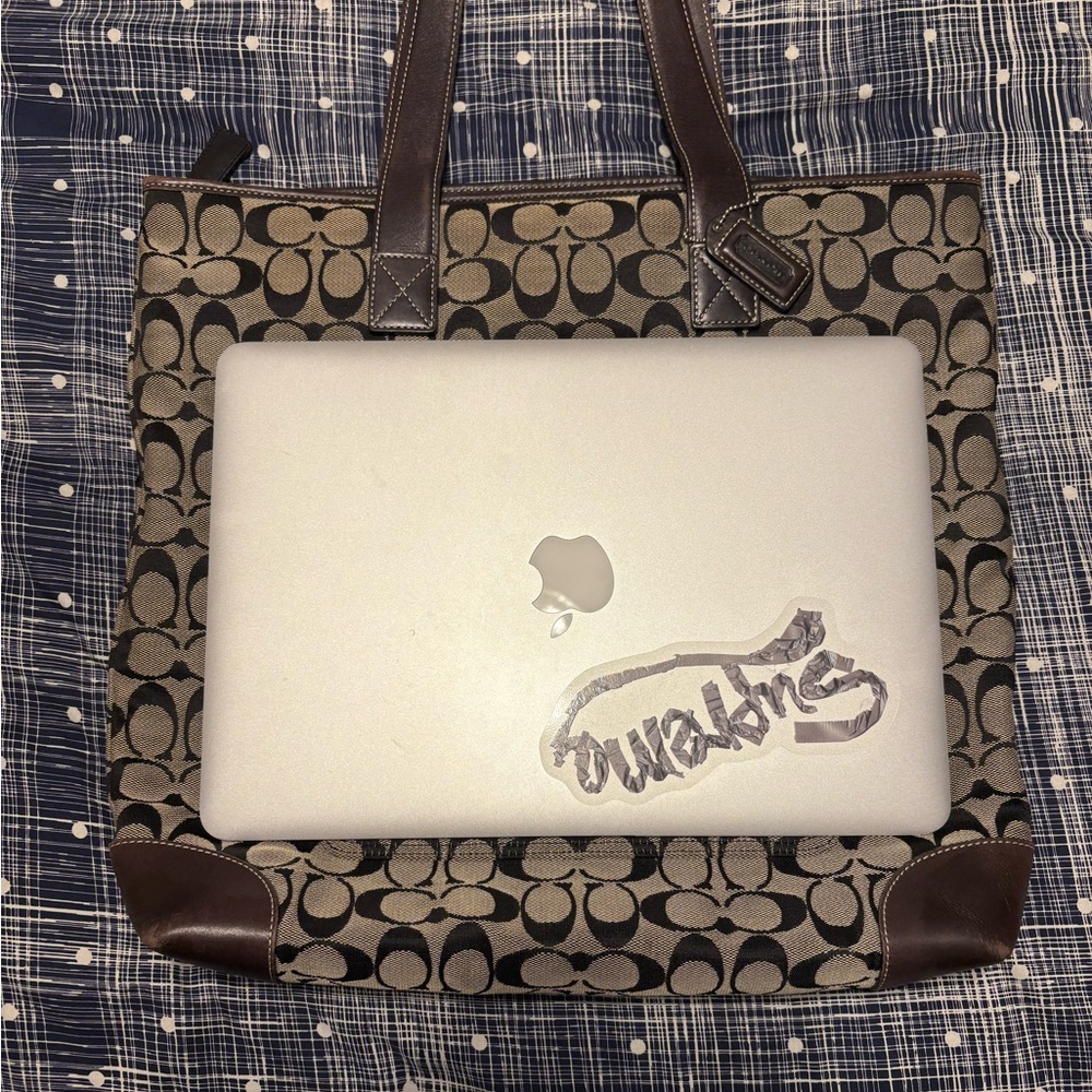 Coach Black and Cream Signature Tote - Picture 16 of 16